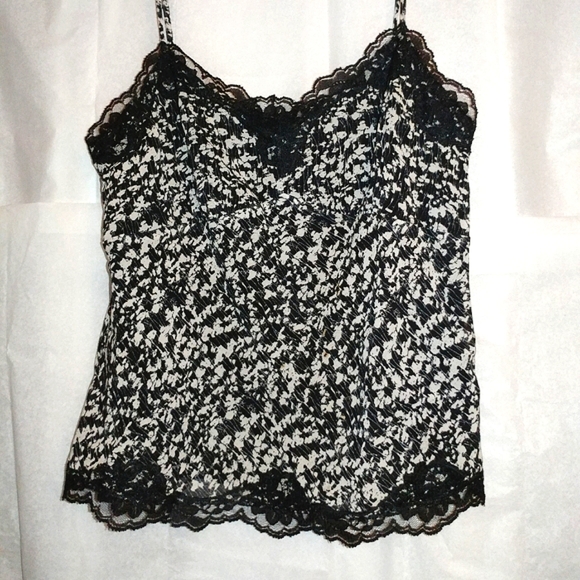 🦋 ANN TAYLOR CAMISOLE - BLACK & WHITE ABSTRACT LACE TRIMMED - SZ 6P - Picture 11 of 11